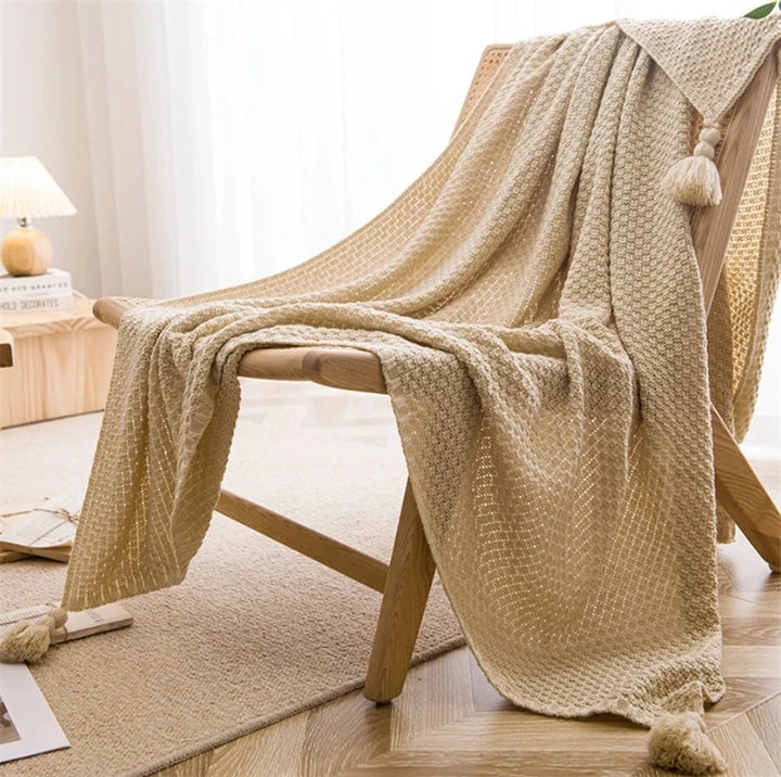 "The Nordic" Tassel Knitted Blanket